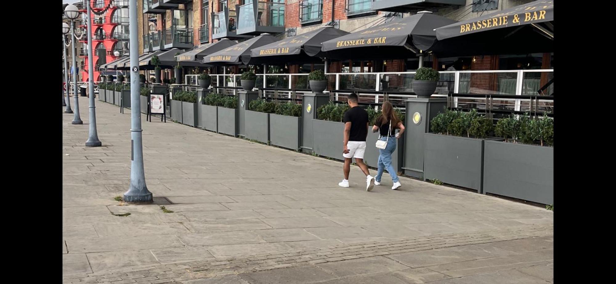 Appartamento Tower Bridge, Boutique, Shad Thames Butlers Wharf Secure Parking , Balcony View Of Shard, Luxury With Van Parking Upto 4 Vans Ideal For Builders Shopfitters Secure Cctv Londra Esterno foto
